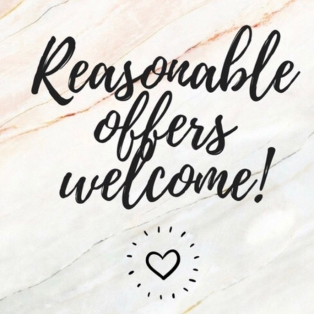 REASONABLE OFFERS ARE WELCOME! 🧚🏼‍♀️